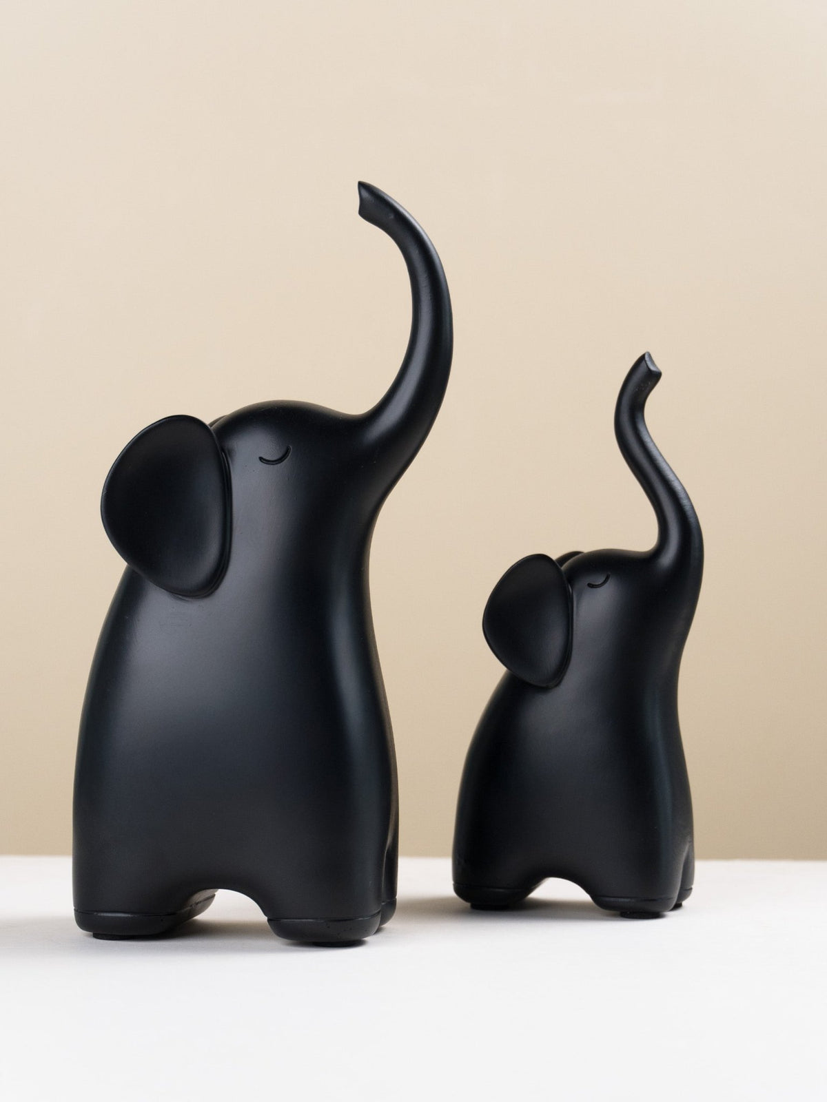 Matte Black Elephant Sculpture Set - The Golden Theory