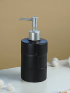 Matte Black Textured Ceramic Bathroom Set of 4 - The Golden Theory