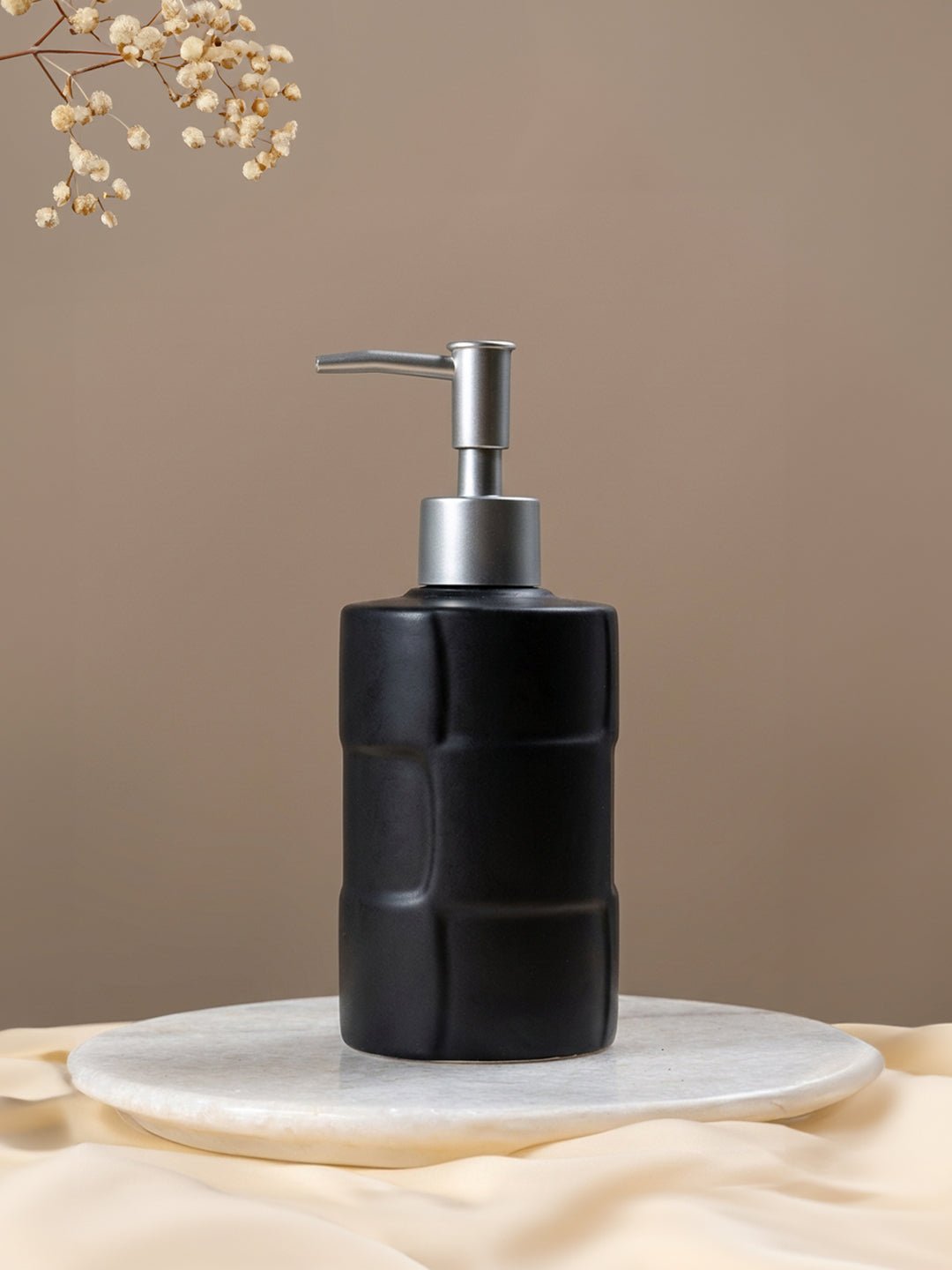 Matte Black Textured Ceramic Soap Dispenser - The Golden Theory