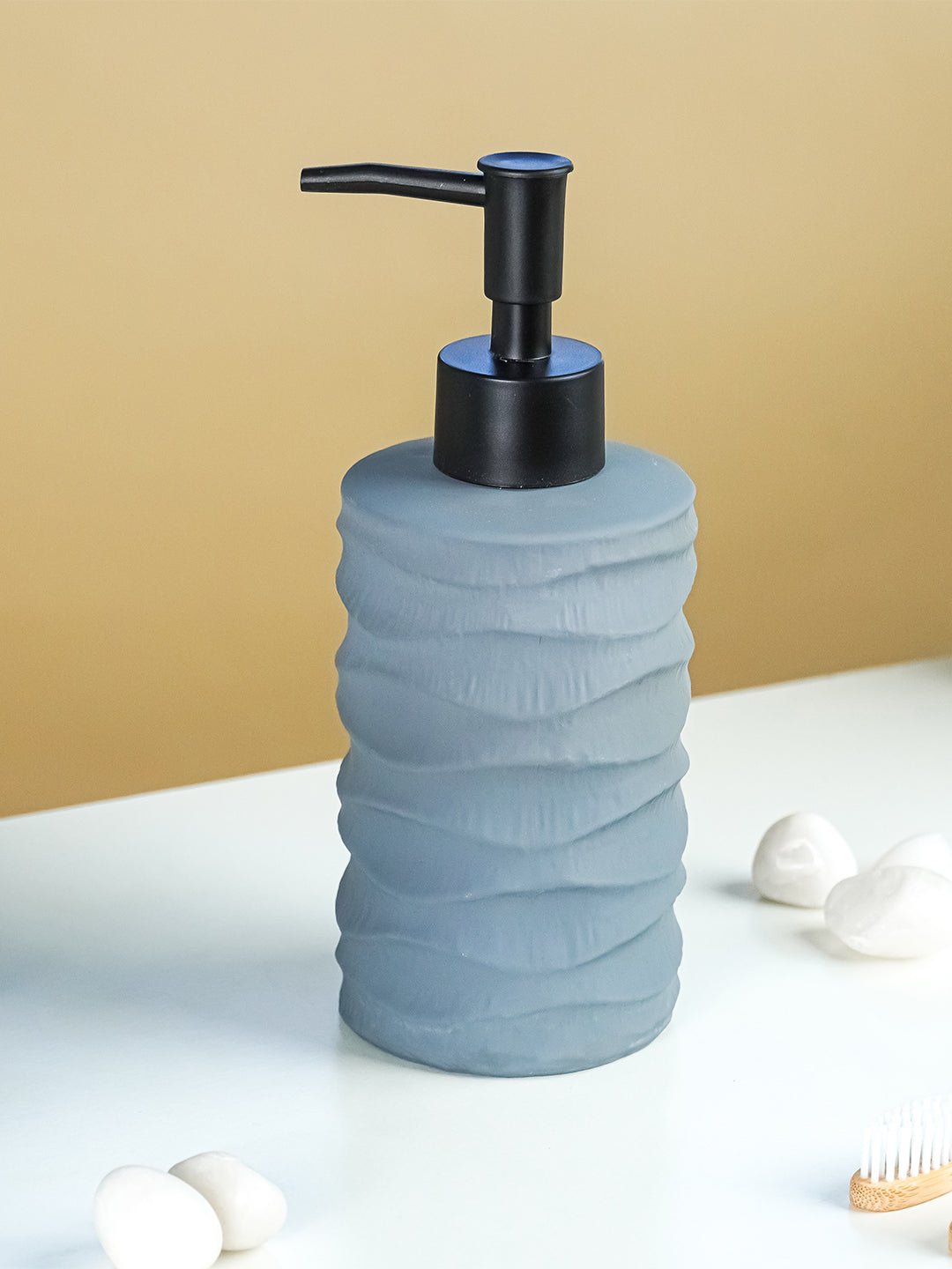 Matte Gray Ripple Ceramic Soap Dispenser - The Golden Theory