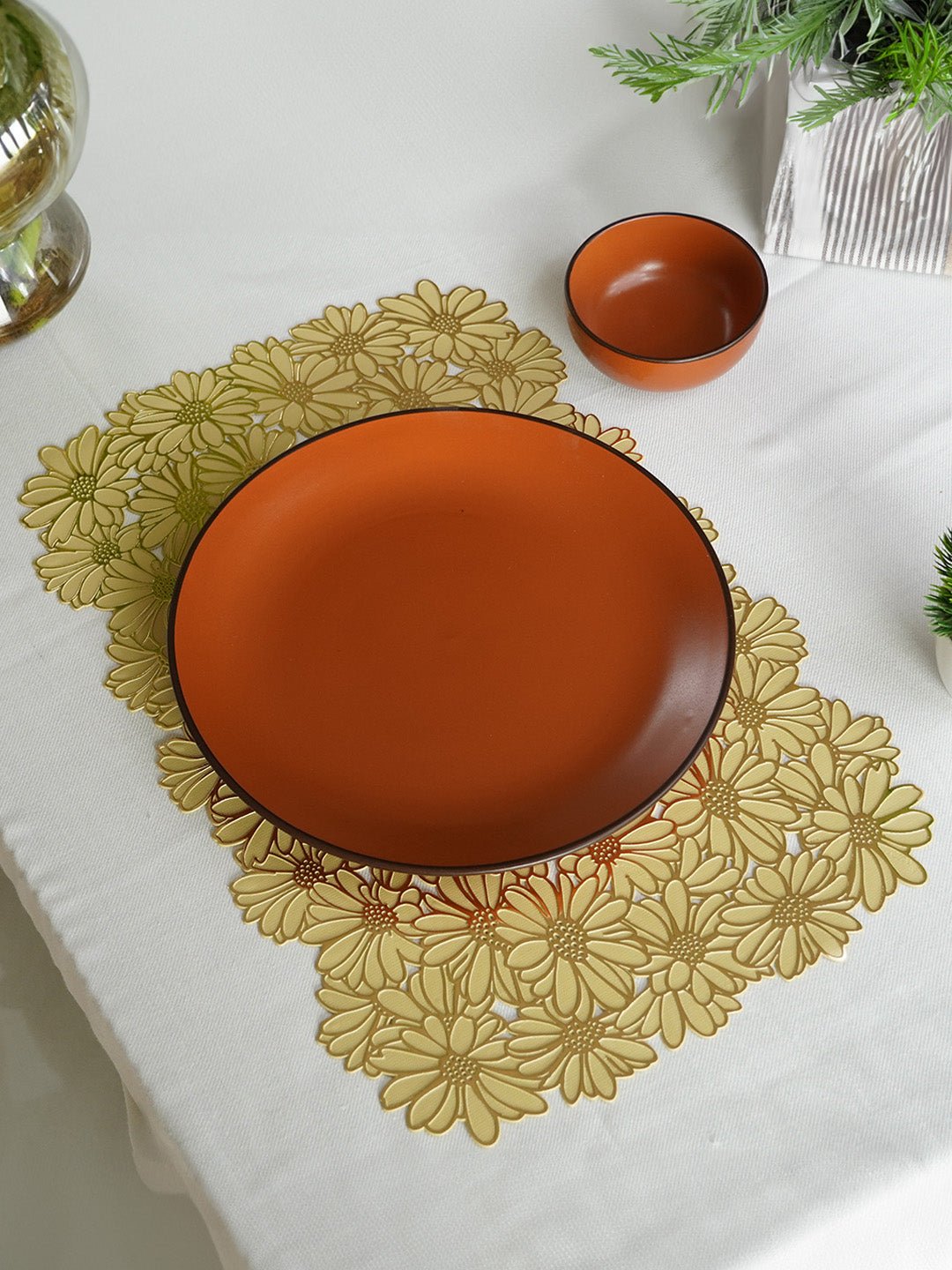 Metallic Gold Large Tablemats | Set of 2,6 - The Golden Theory