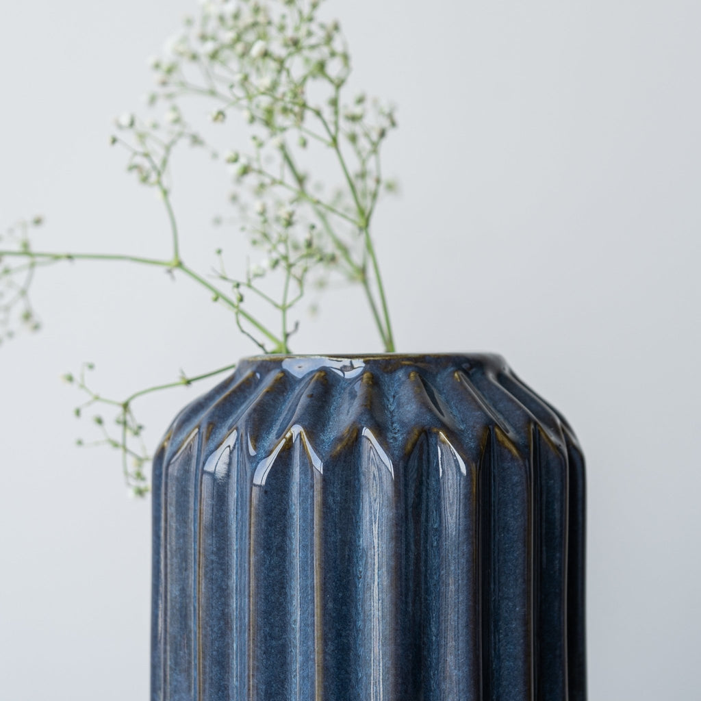 Midnight Accent Ceramic Flower Vase - The Golden Theory
