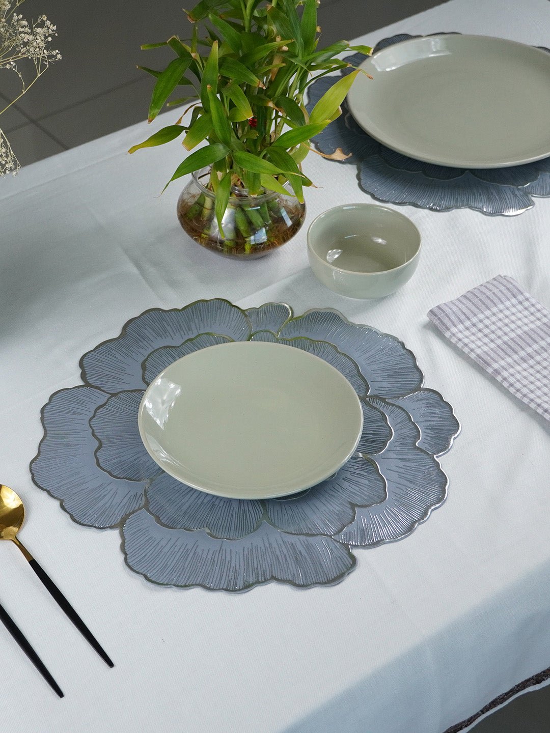Modern Anti Skid Table Mats | Set of 2,6 - The Golden Theory