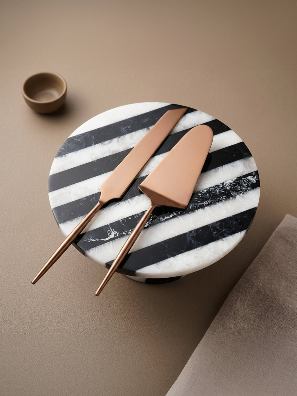 Modern Monochrome Striped Cake Stand - The Golden Theory