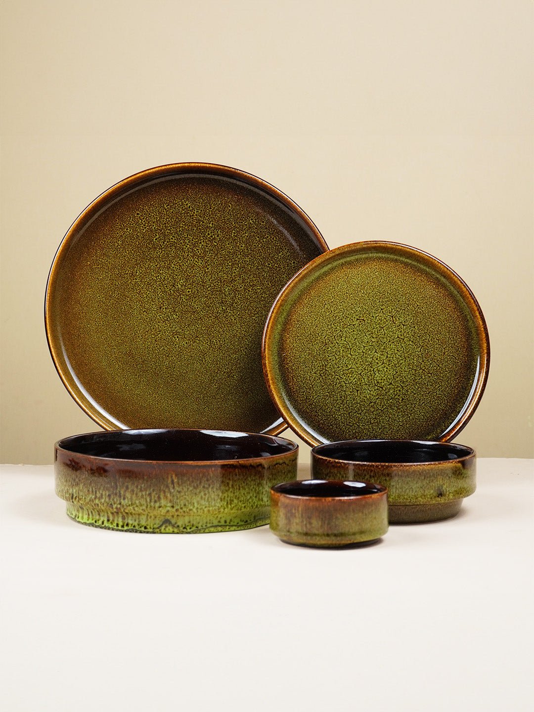 Modern Rustic Green Ceramic Dinner Set of 22 Piece - The Golden Theory