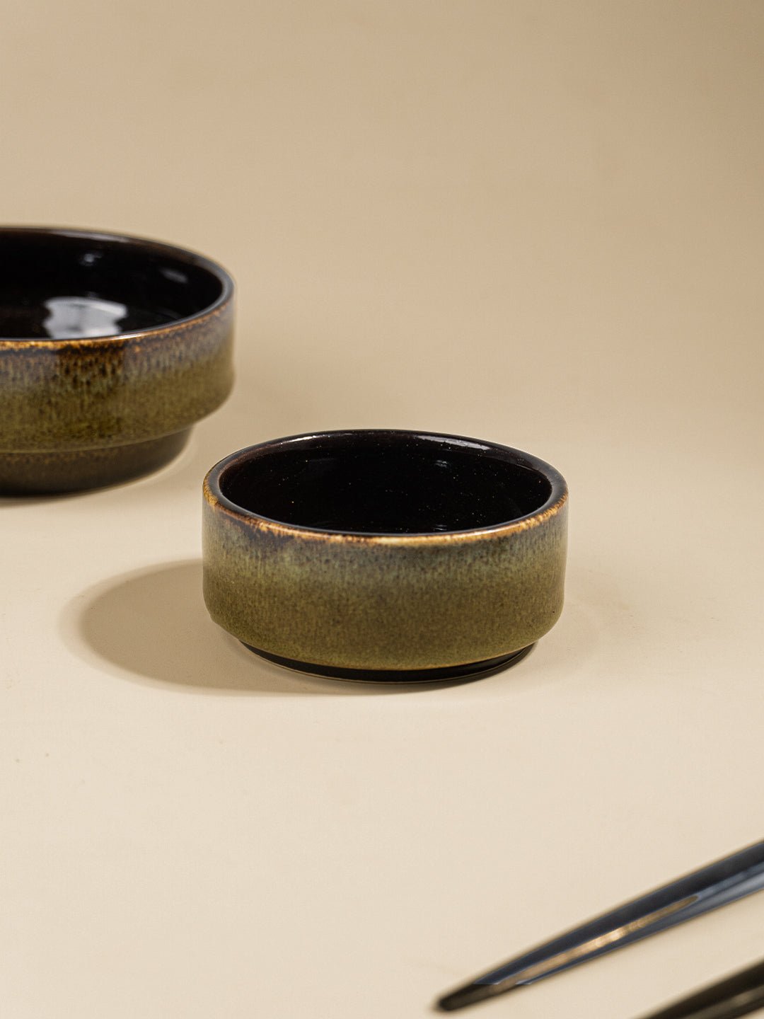 Modern Rustic Green Ceramic Dinner Set of 22 Piece - The Golden Theory