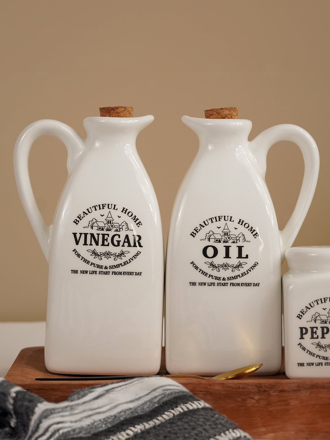 Oil and Vinegar Cruet Dressing Set of 4 - The Golden Theory