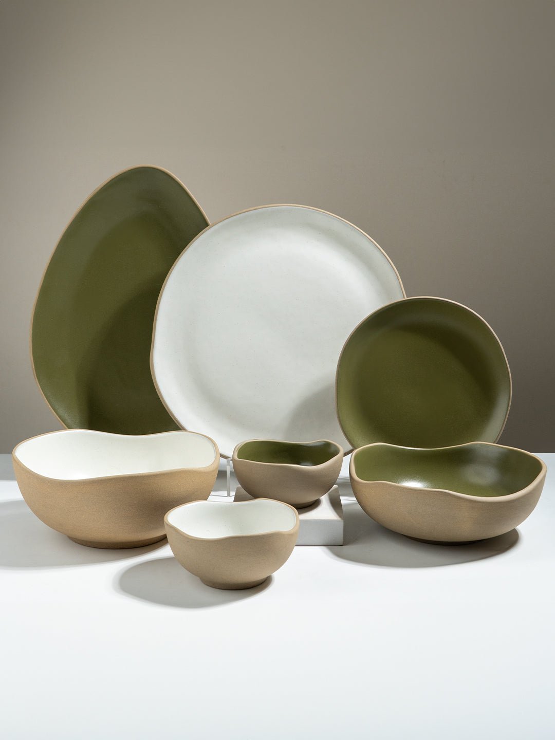 Olive Green & Beige Mix Ceramic Dinner Set of 23 - The Golden Theory