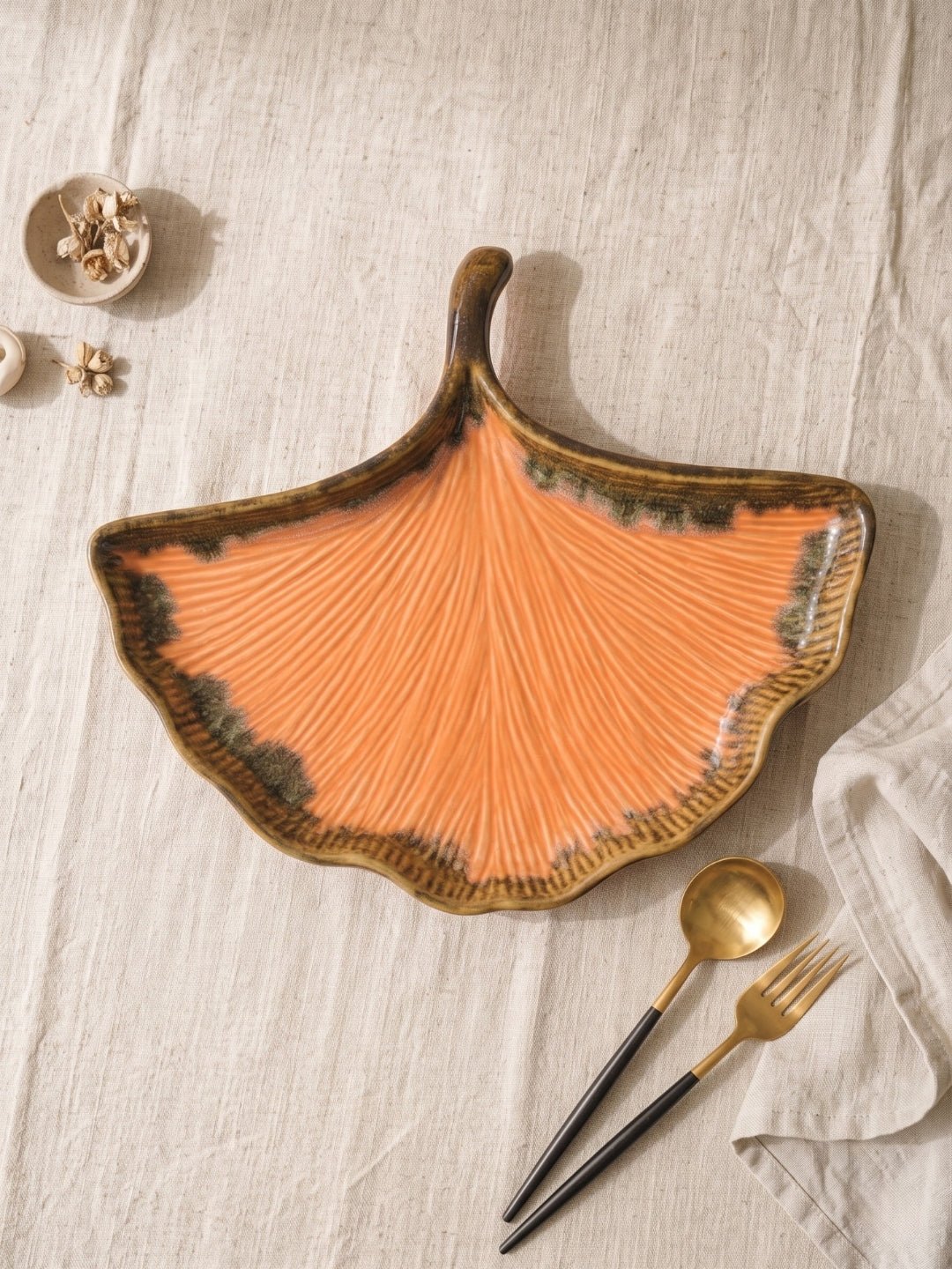 Orange Ceramic Shell Shaped Platter with Green Borders - The Golden Theory
