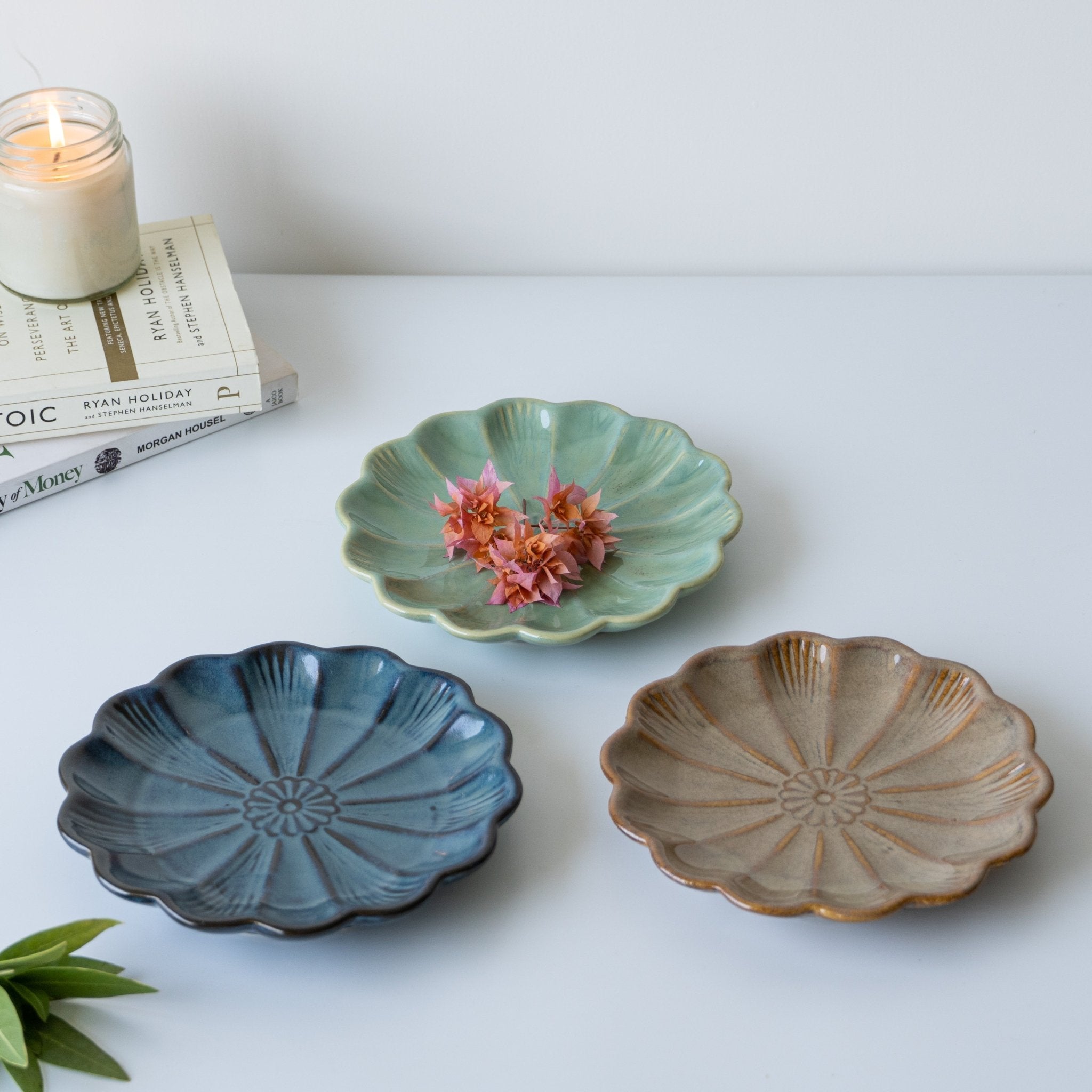 Petit Phool Snack Dish - The Golden Theory