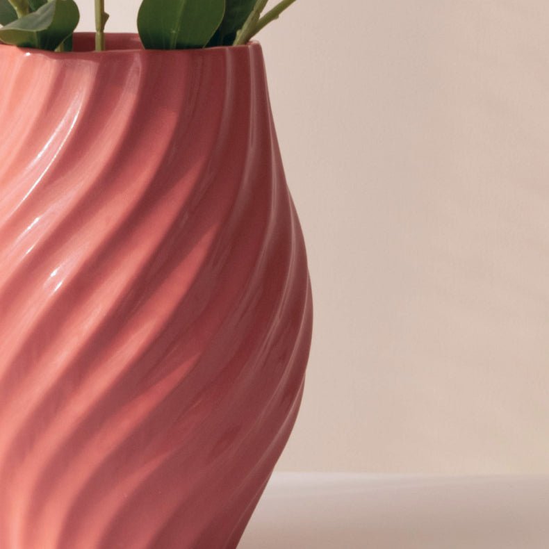 Pink Ceramic Flower Vase - The Golden Theory