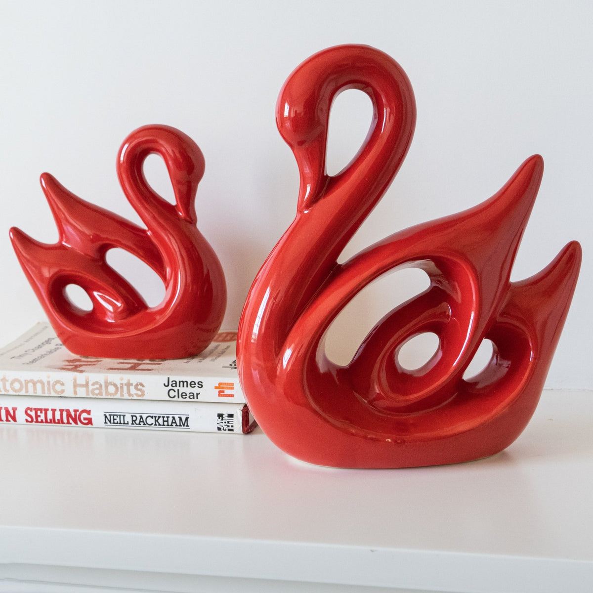 Red Hamsa Swan | Set of 2 - The Golden Theory