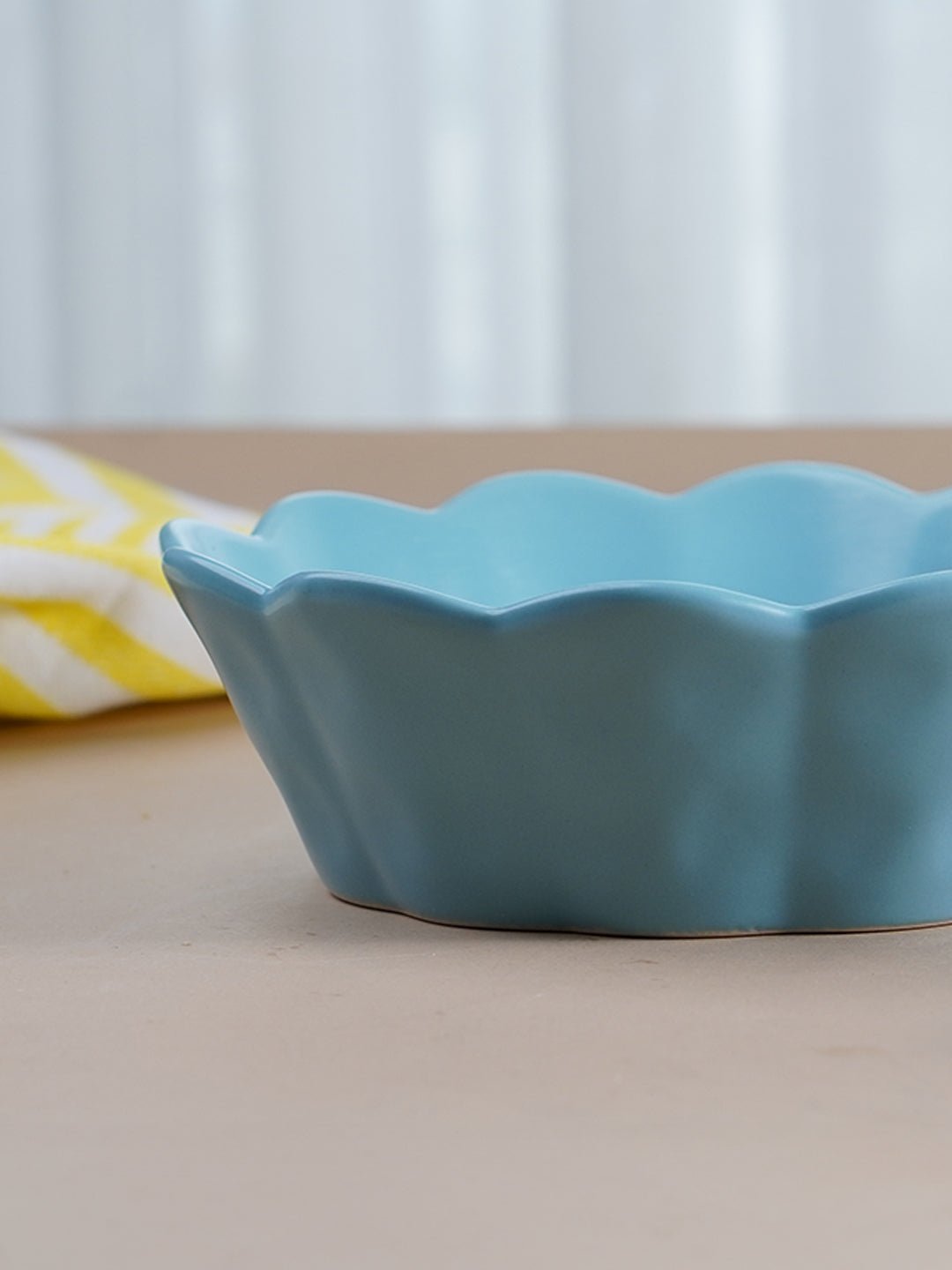 Sky Blue Ceramic Bowl with Scalloped Edges - Large - The Golden Theory