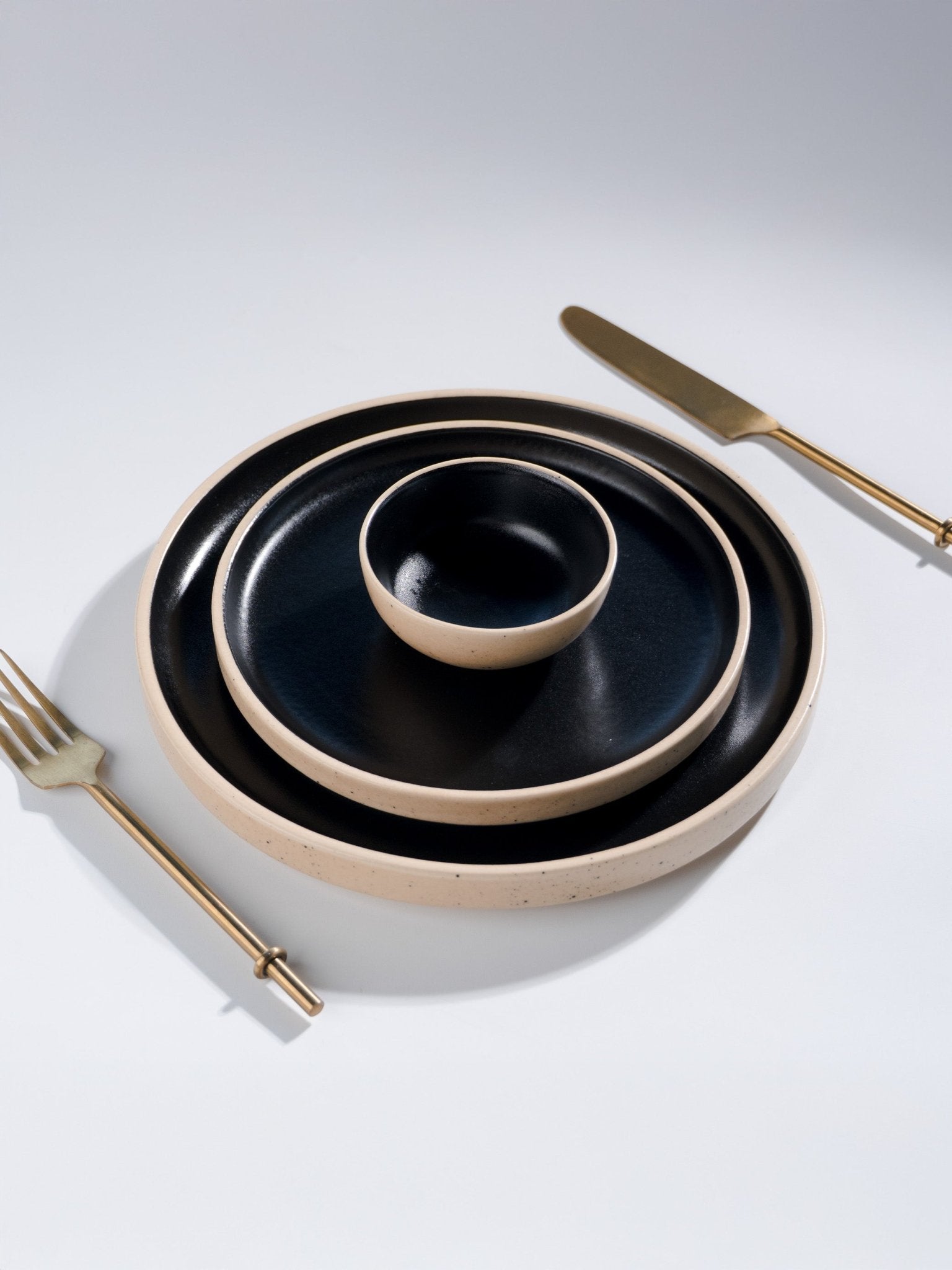 Speckled Beige & Black Ceramic Dinner Set – Set of 22 Secondary image