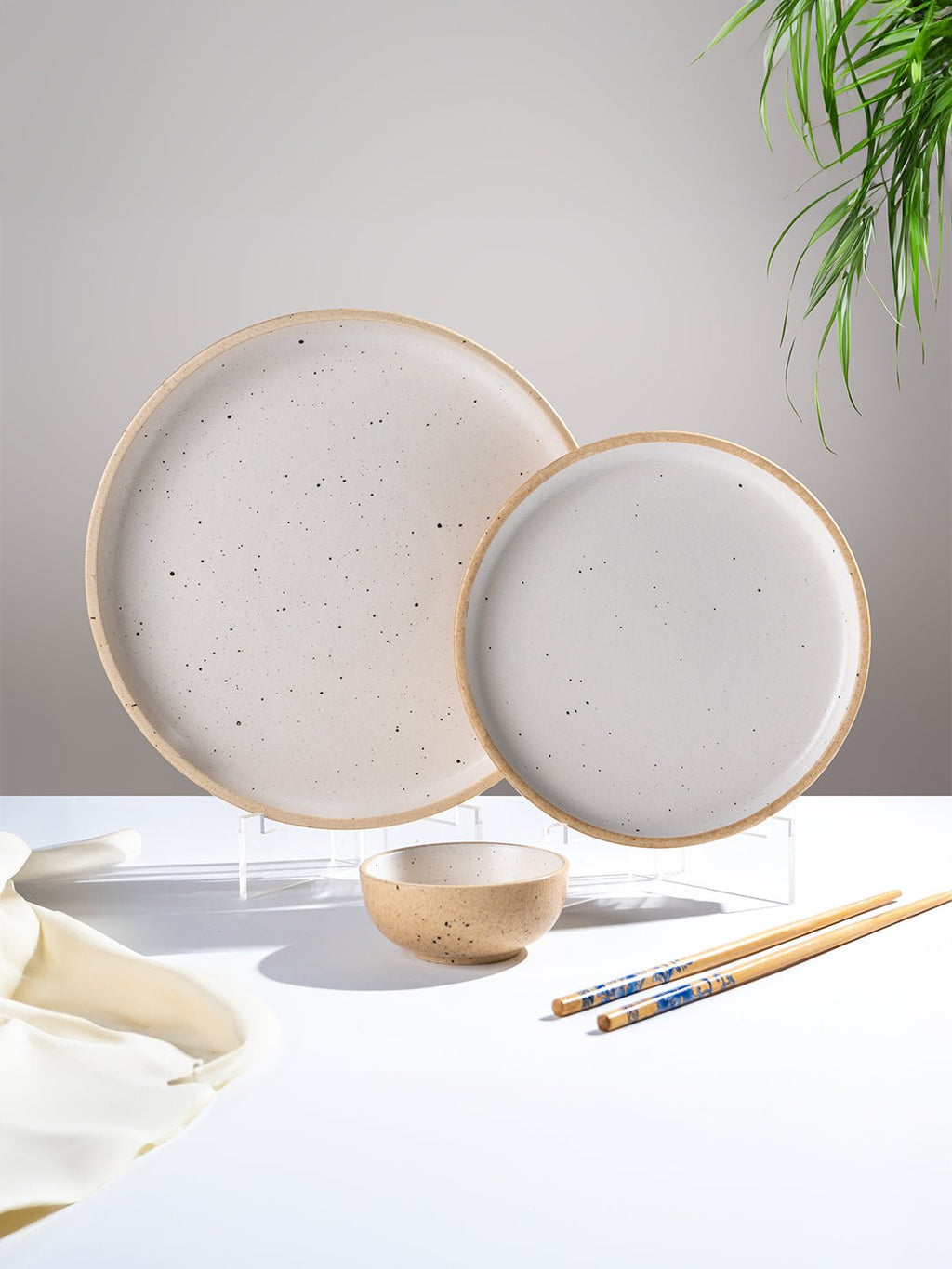 Speckled Beige Ceramic Dinner Set – Set of 18 - The Golden Theory