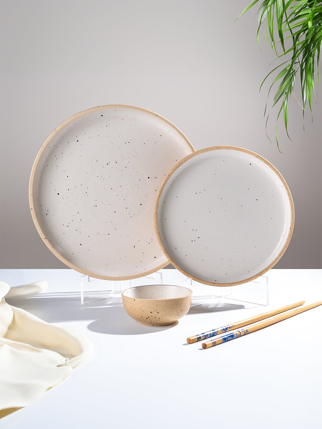 Speckled Beige Ceramic Dinner Set – Set of 18 - The Golden Theory