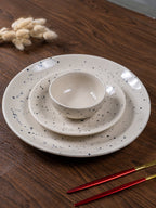 Speckled White Minimalist Ceramic Dinner Set of 20 - The Golden Theory