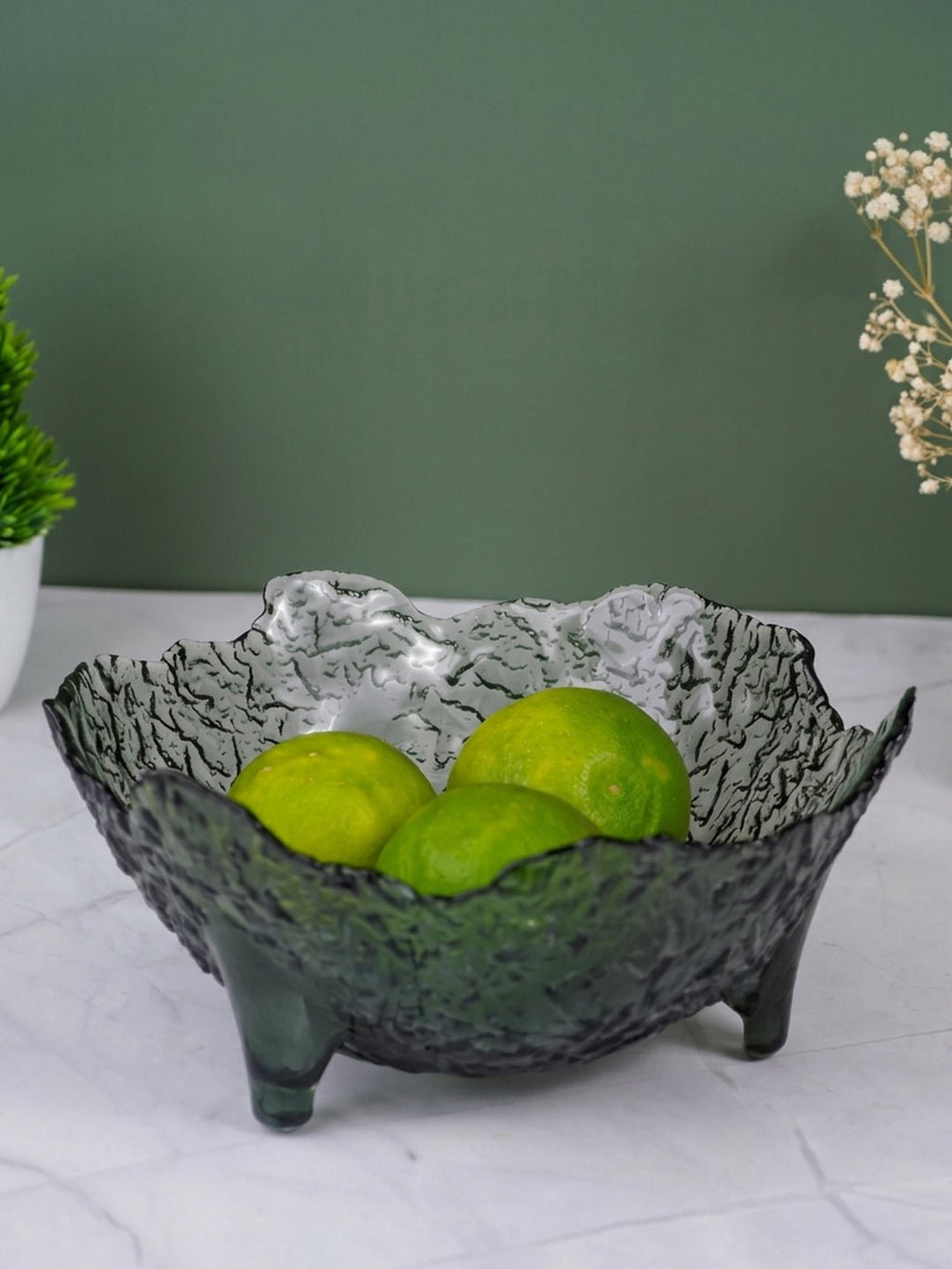 Textured Black Glass Bowl with Pedestal Base - The Golden Theory