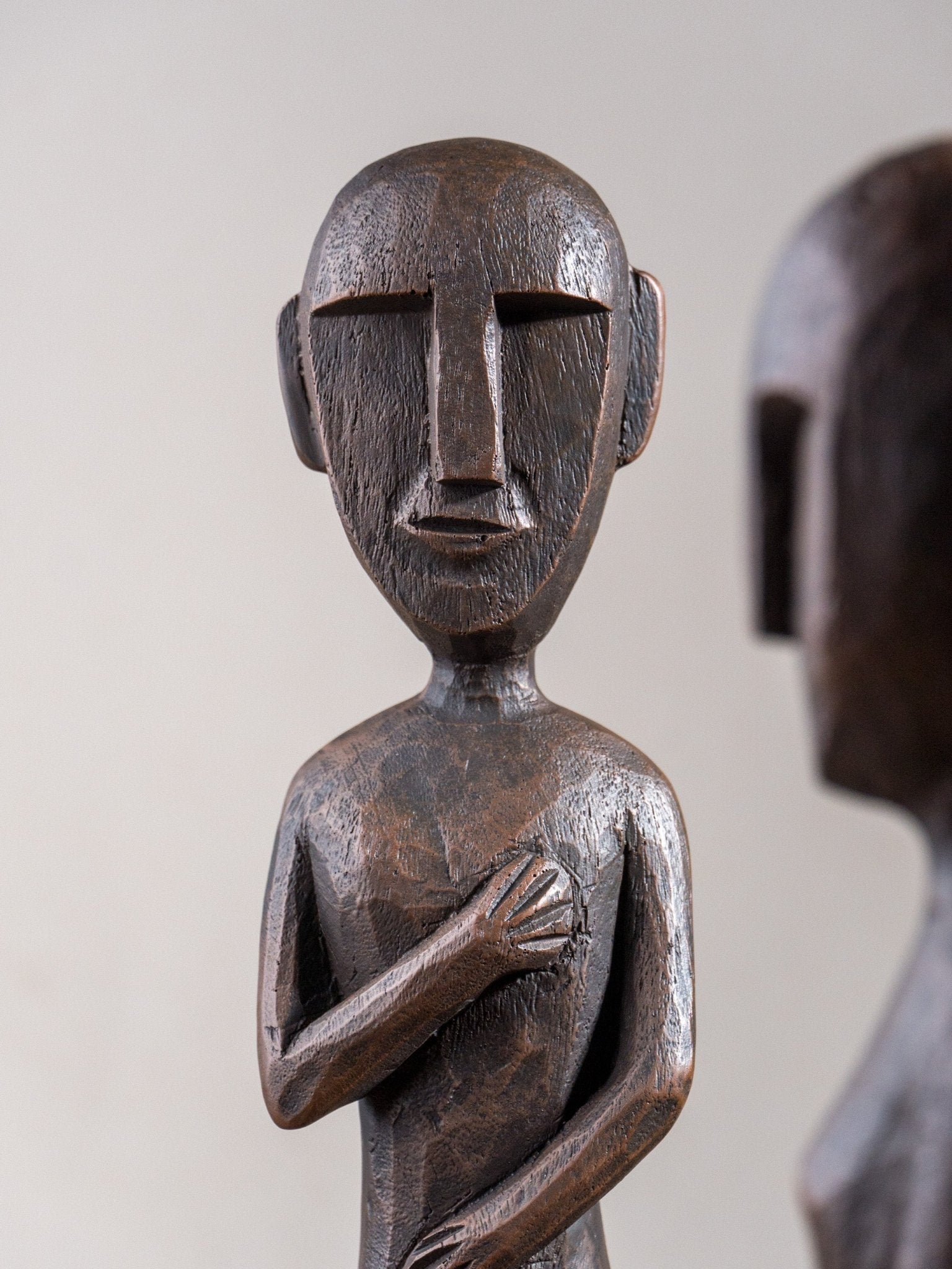 Tribal Ancestor Figure Sculpture – Clasped Hands Pose Secondary image