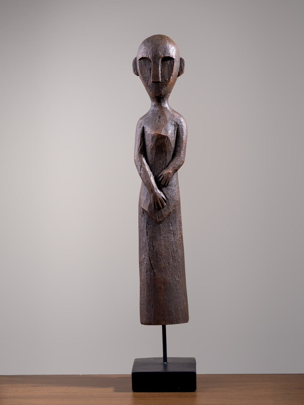 Tribal Ancestor Figure Sculpture – Crossed Arms Pose - The Golden Theory