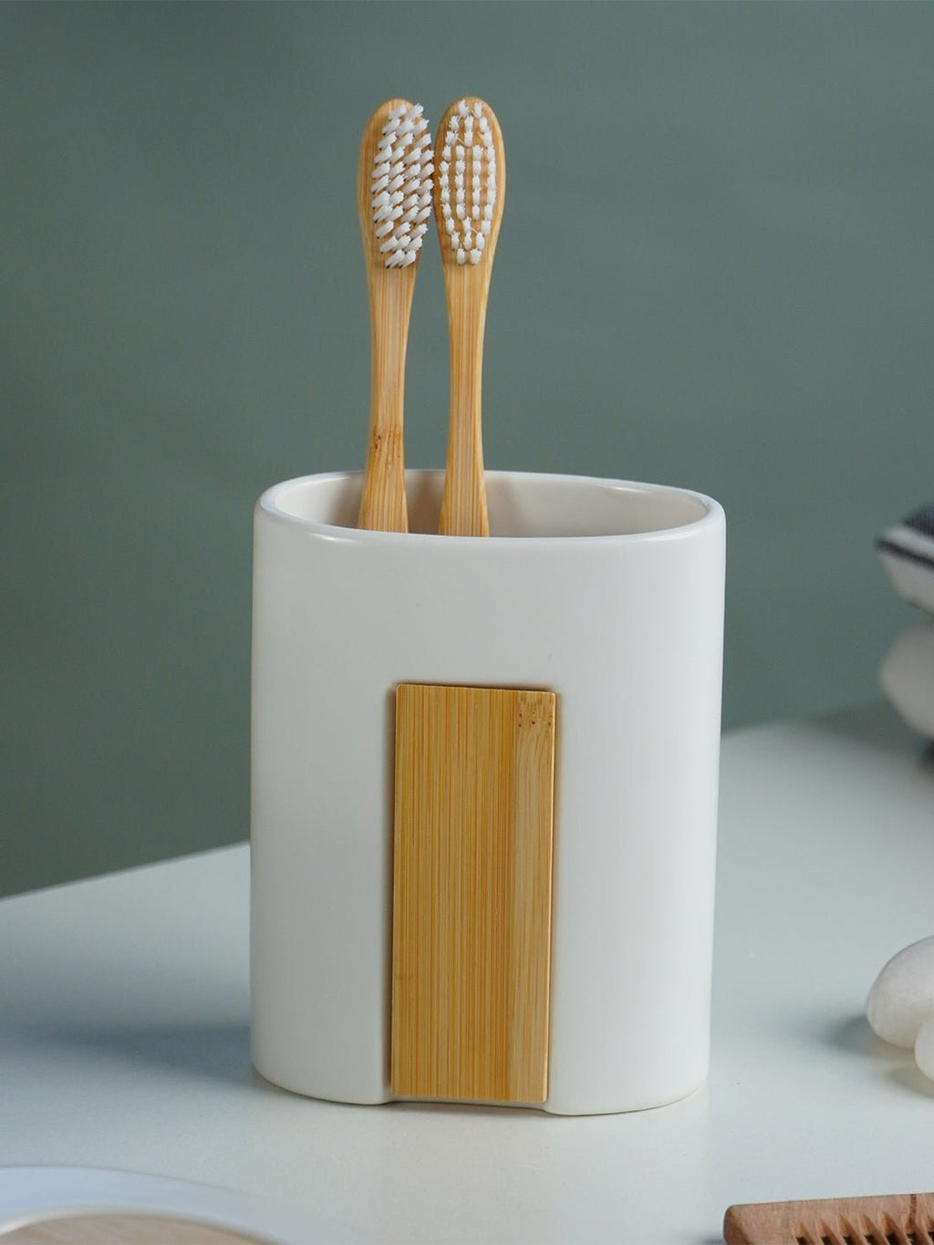 White and Bamboo Bathroom Accessory Set of 4 - The Golden Theory