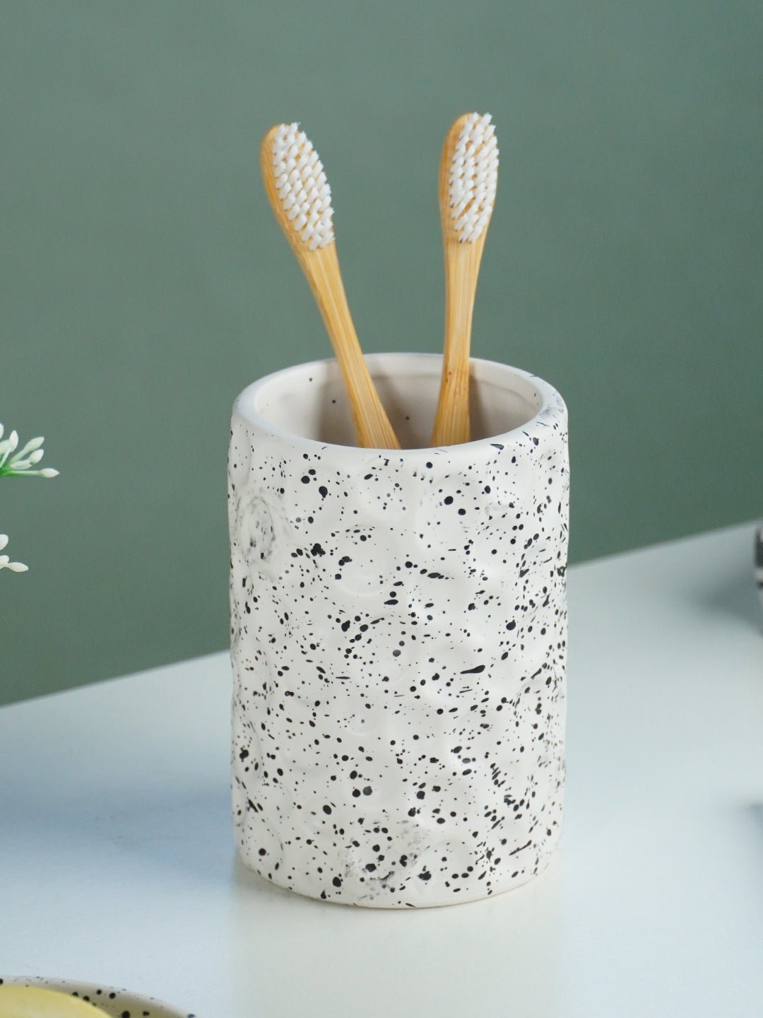 White and Black Speckled Ceramic Bathroom Set of 3 - The Golden Theory