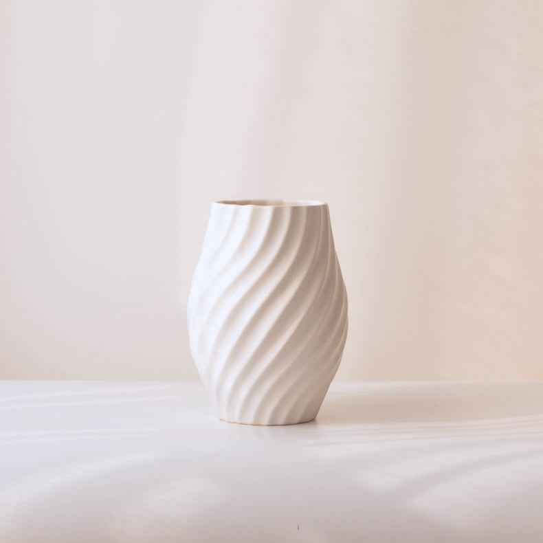 White Ceramic Flower Vase Secondary image