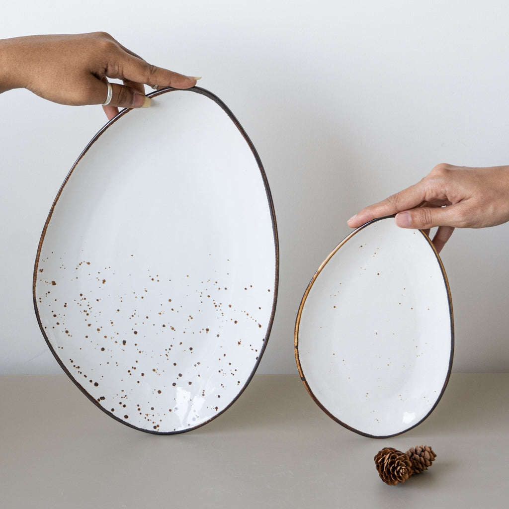 White Ceramic Oval Shaped Platter | Set of 2 - The Golden Theory