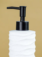 White Ripple Texture Ceramic Soap Dispenser - The Golden Theory