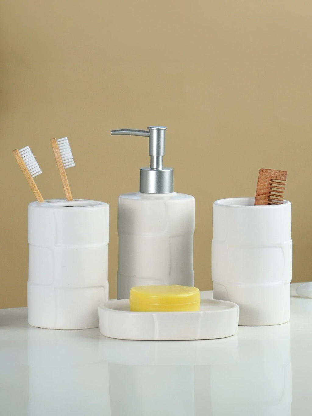 White Textured Ceramic Bathroom Set of 4 - The Golden Theory