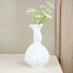 White Textured Wave Design Vase - The Golden Theory