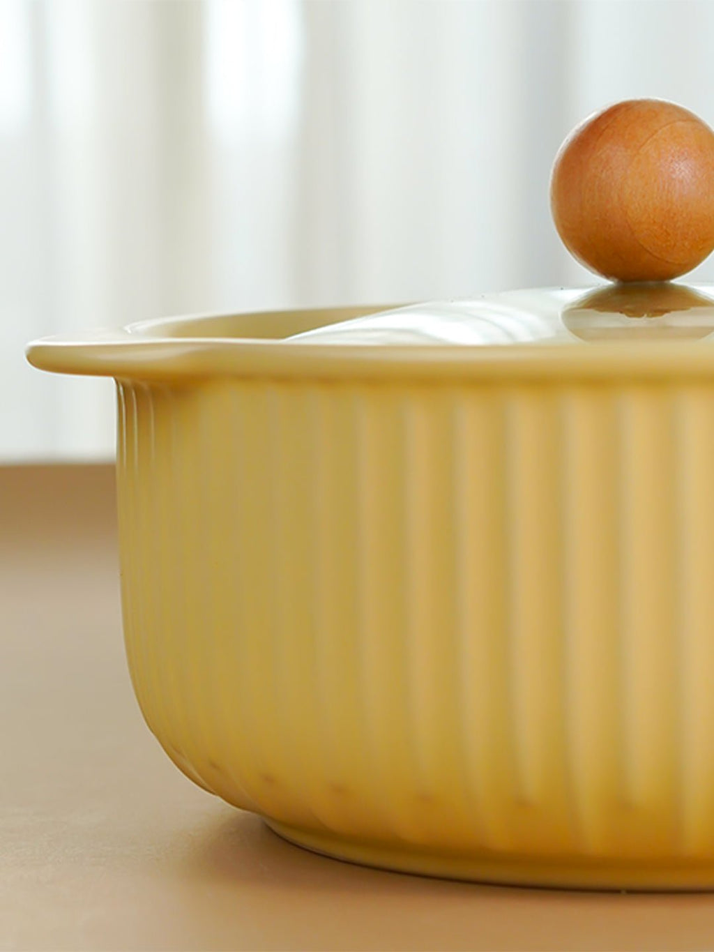 Yellow Sand Ceramic Casserole - The Golden Theory