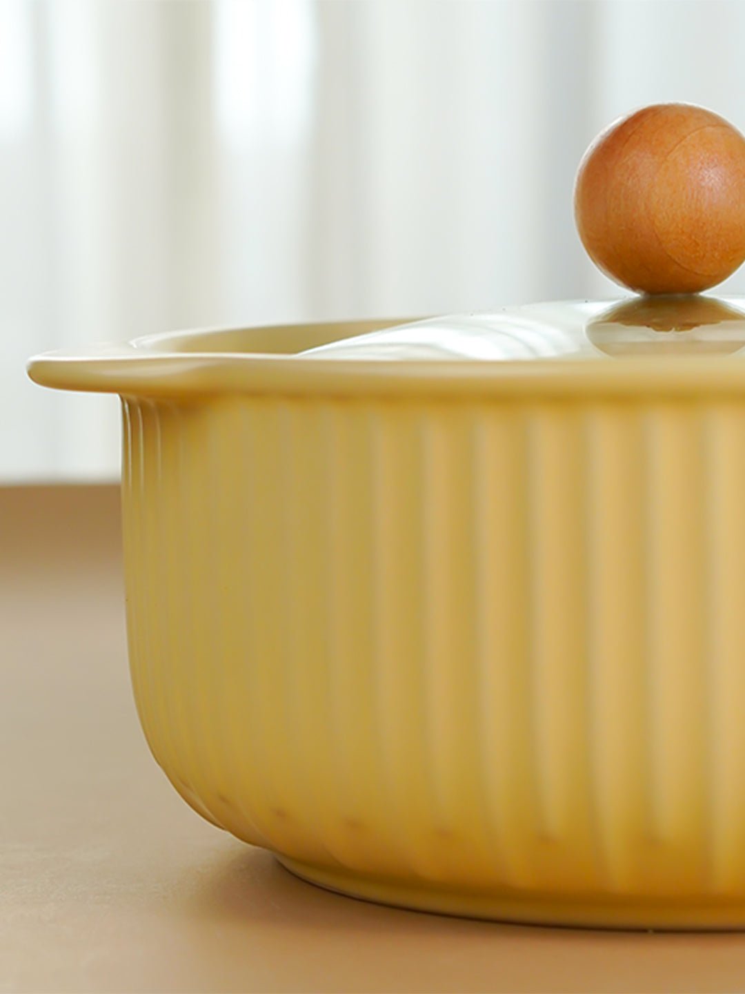 Yellow Sand Ceramic Casserole - The Golden Theory