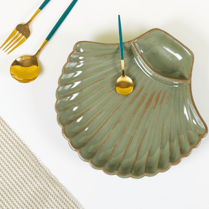 Green Color Shell-Shaped Platter - The Golden Theory